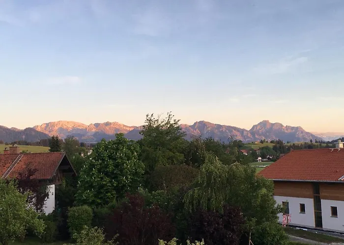 Erholsamer Traumurlaub Wo Auf Bergen Schloesser Wachsen